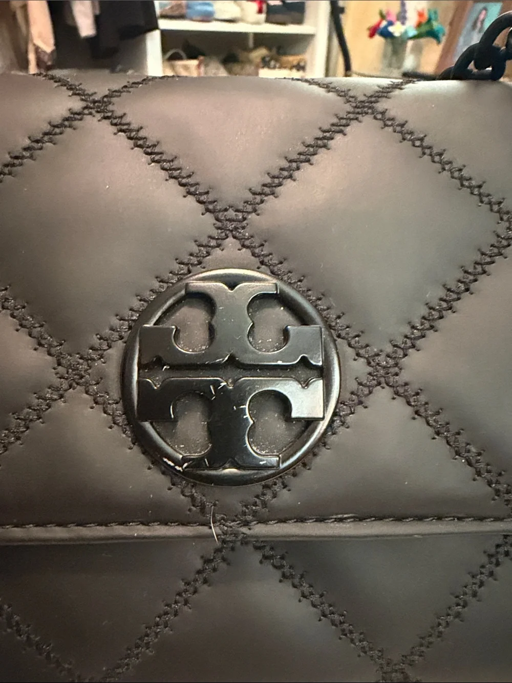 Tory Burch Matte Black Willa Quilted Leather Wallet with Logo